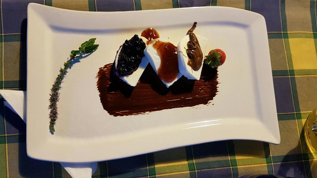 Agriturismo Prati Degli Orti 몬티아노 외부 사진